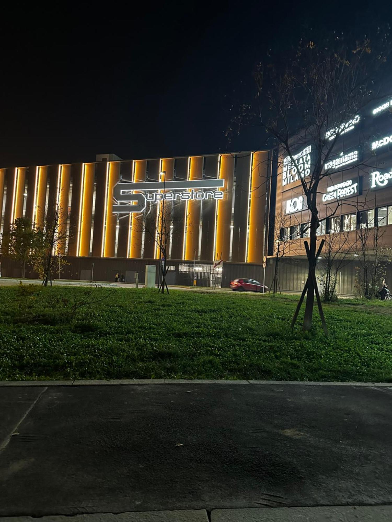 Sweet Home In Milano Smart District Bagian luar foto
